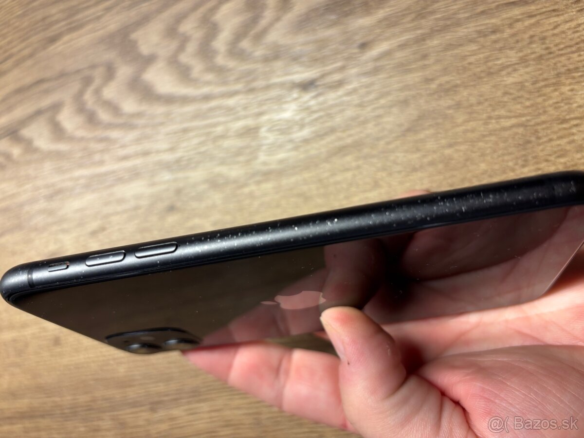 Predam iPhone 11 64gb black - 2