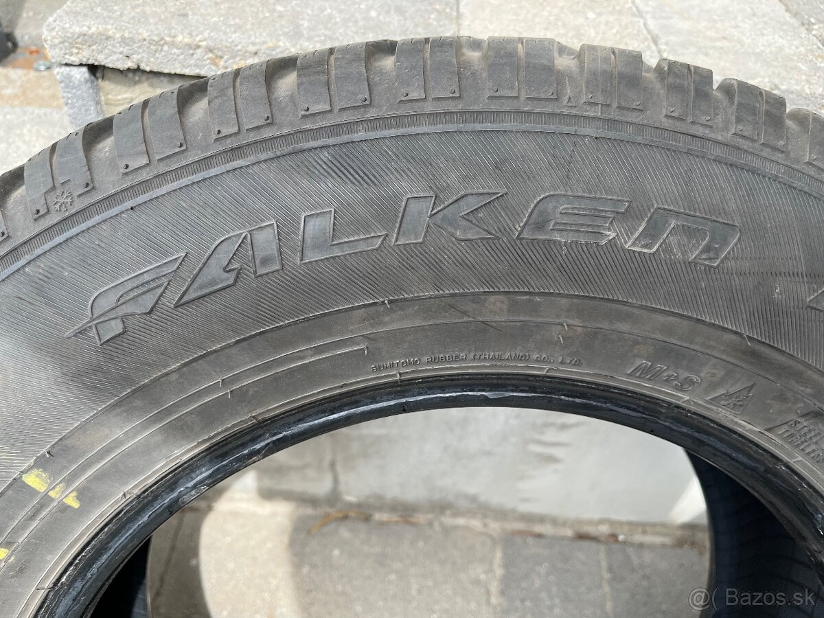 falken eurowinter hs01 suv 215/70 R16 100h - 2