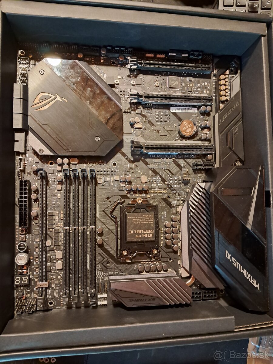 Asus maximus xi extreme - 2