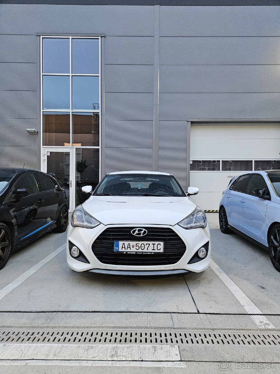 Hyundai Veloster Turbo - 2