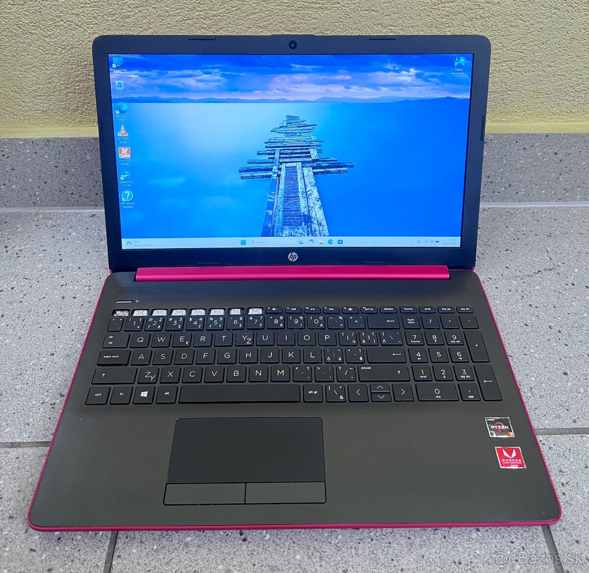HP / Ryzen 3 / 2GB VEGA / Full HD / batéria 89% - 2