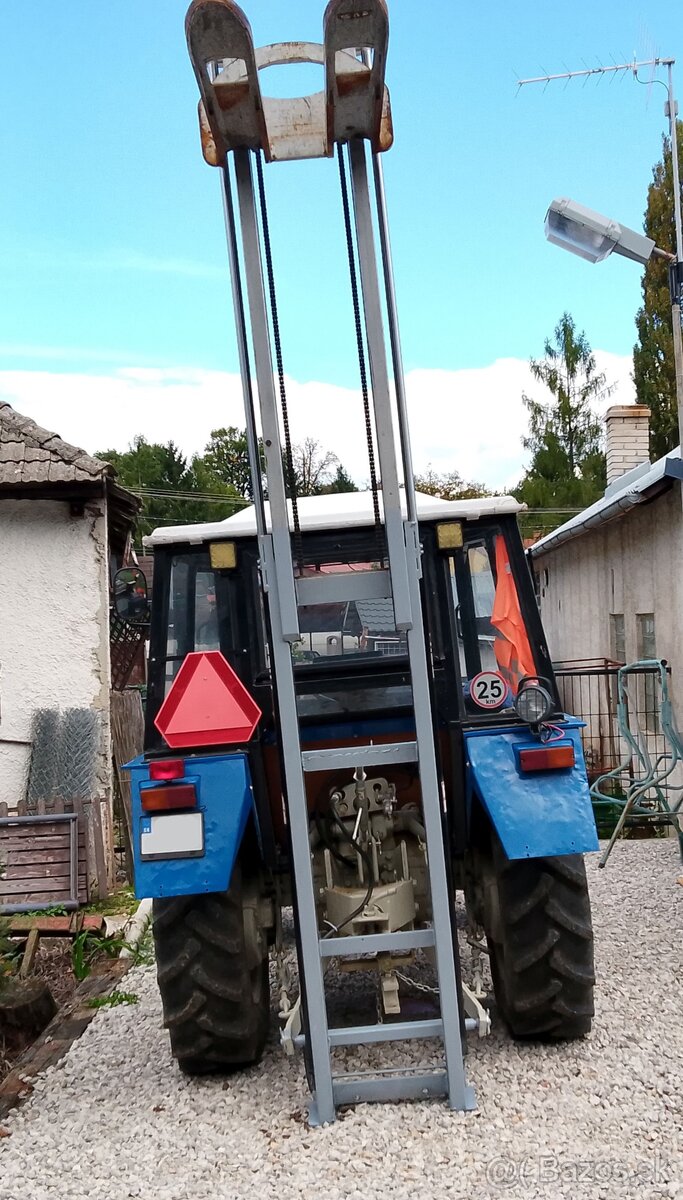 Zdvíhacia veža za traktor - 2