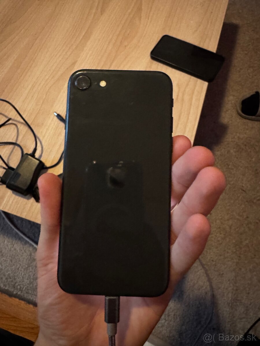 Iphone SE - 2