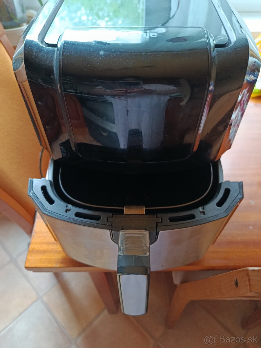 Teplovzdušná fritéza - 2