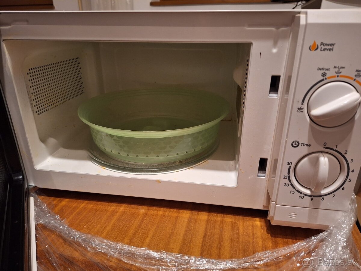 Predám mikrovlnnú rúru - 2