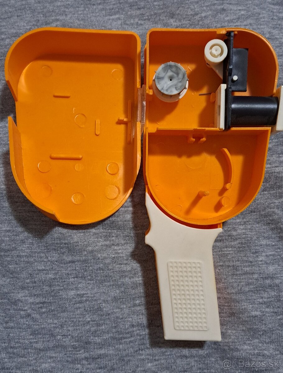 Stará detská premietačka - 2