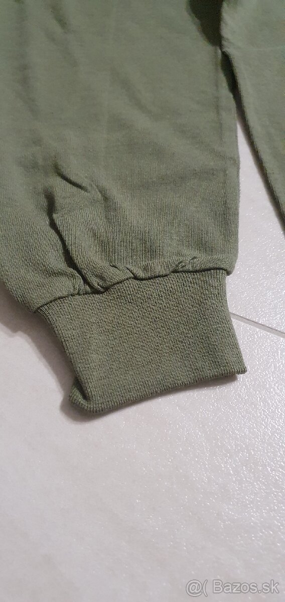 Vojenský nátelník, M - 2