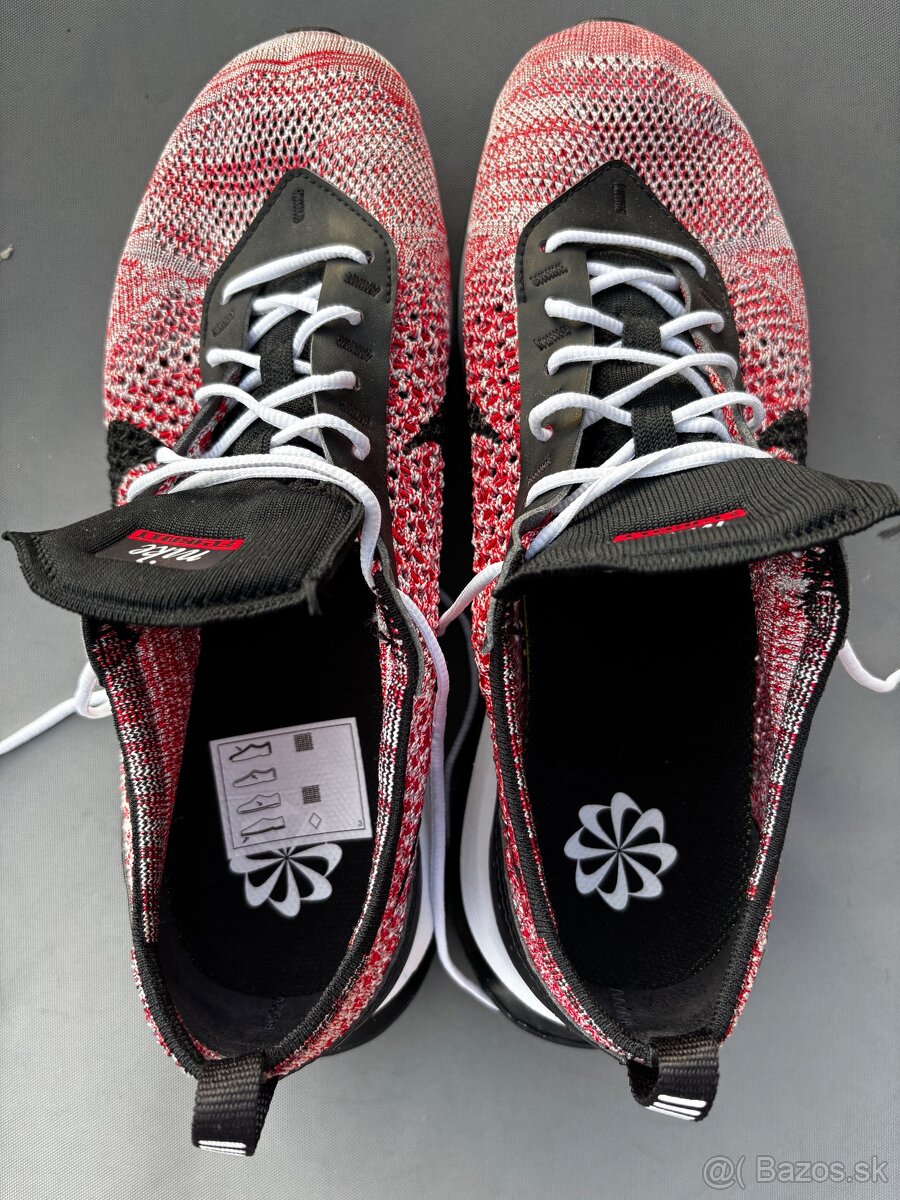 Nike Air Max Flyknit Racer - 2