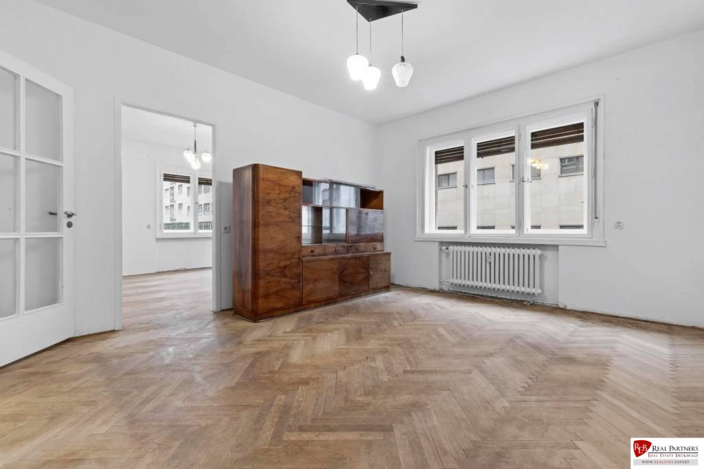 Predaj 4-izbový byt, 102m2, terasa 50m2, Bratislava-centrum, - 2