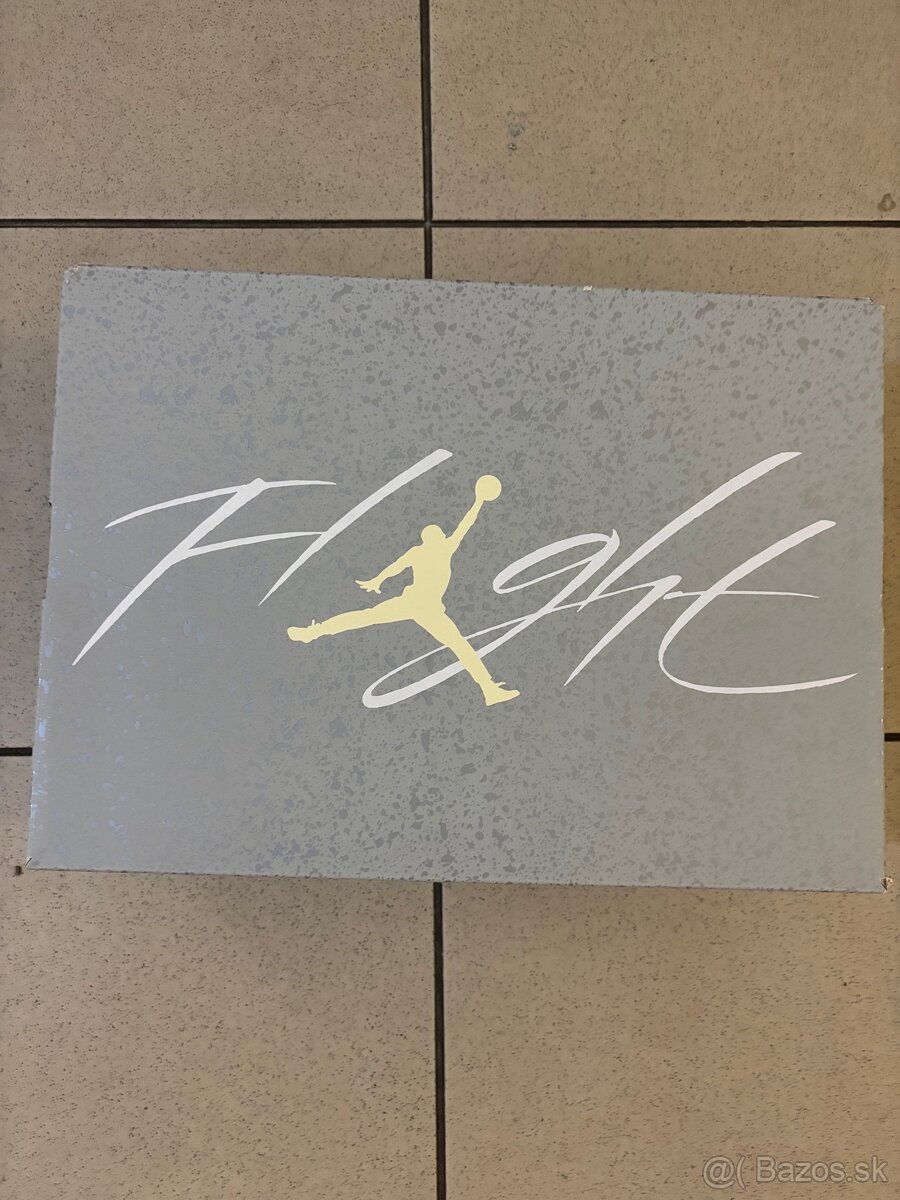 Jordan 4 Craft Photon Dust - 2