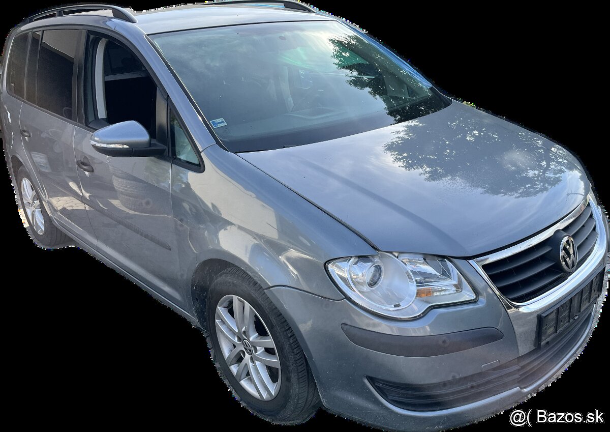 Predok predná časť vw touran 1T lift - 2