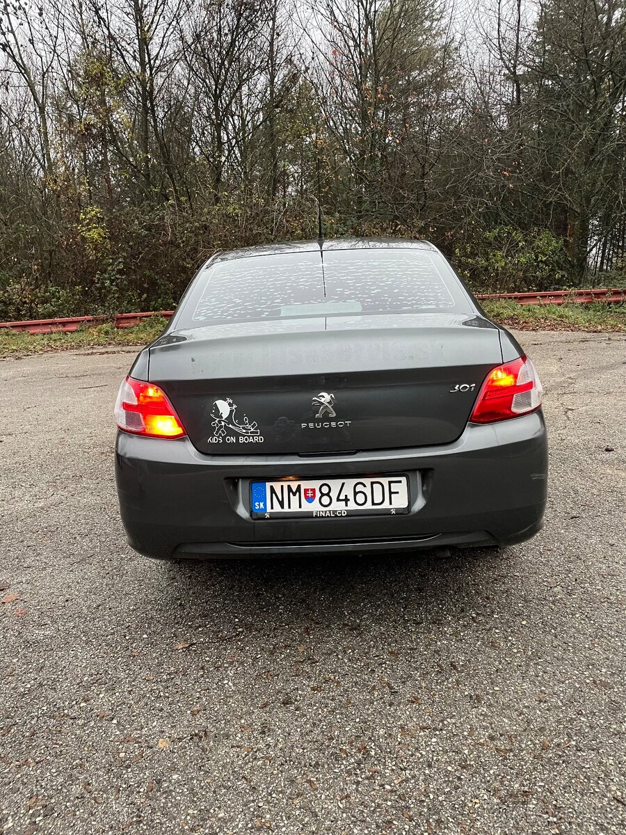 Peugeot 301 - 2