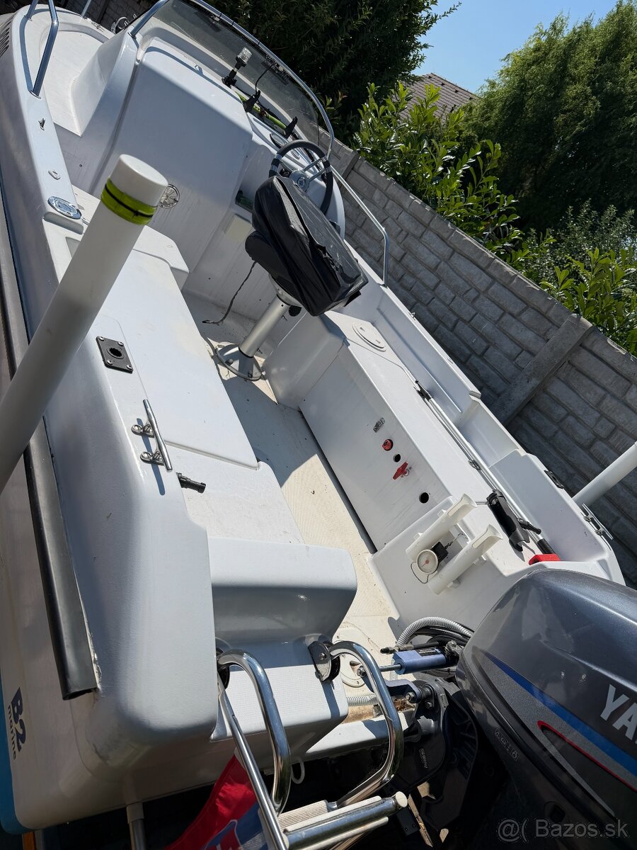 Kajutový čln - 2