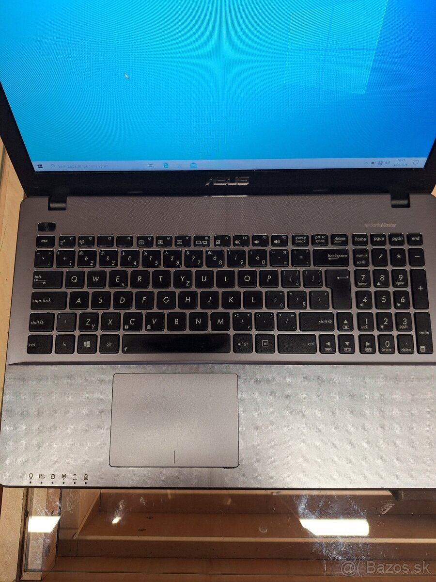 ASUS X550VB-XO053H - 2