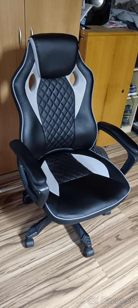 Kancelárska stolička - 2