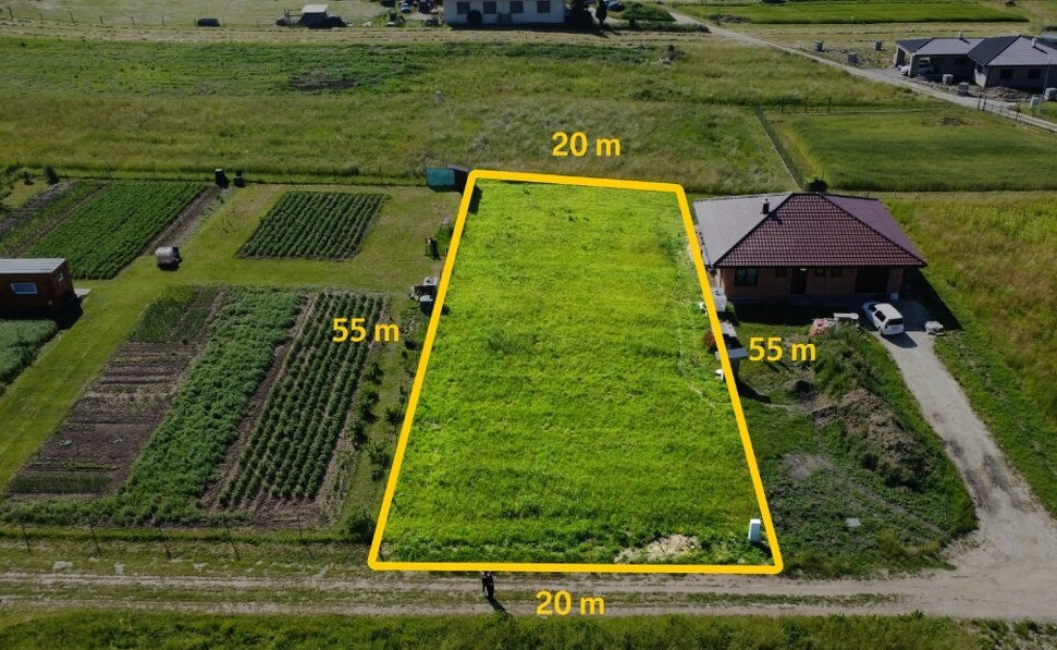 Predám slnečný stavebný pozemok v obci Jasenica - 2