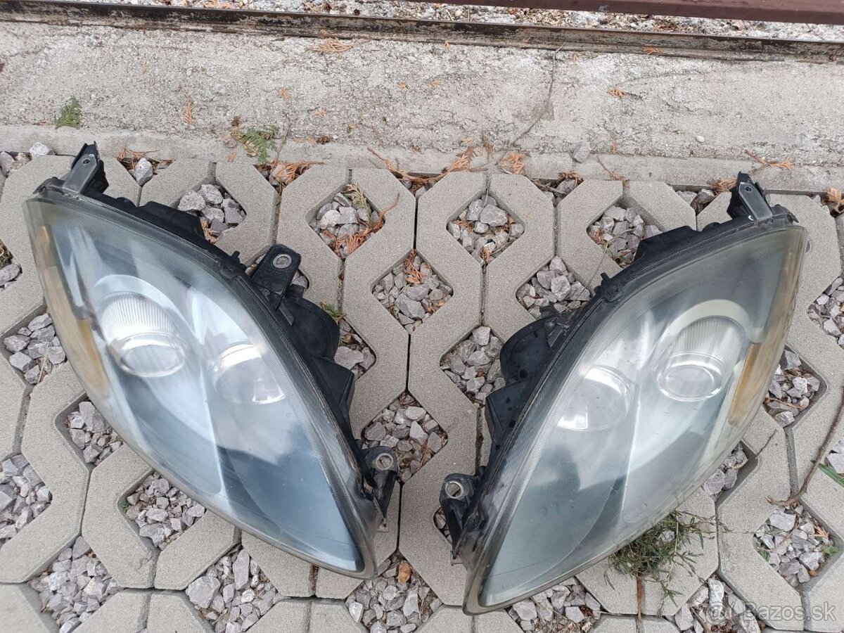 Predné svetla Fiat Croma 2008 - 2