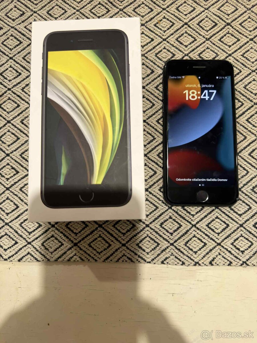 Predám iPhone SE (2020) 128 GB – čierny - 2