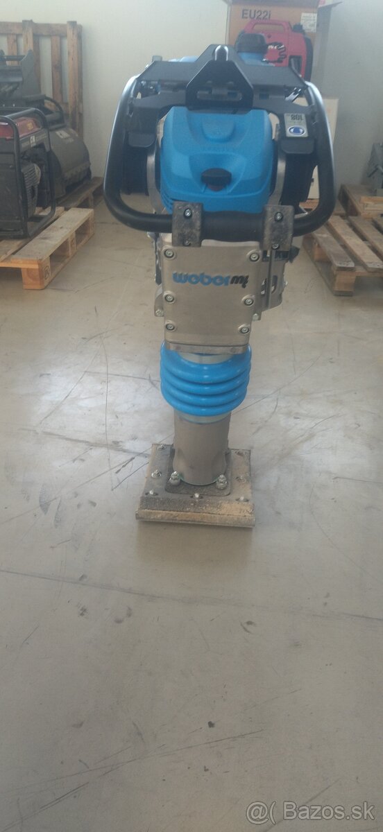 Vibračná noha - dusadlo WEBER - akciová cena - 2