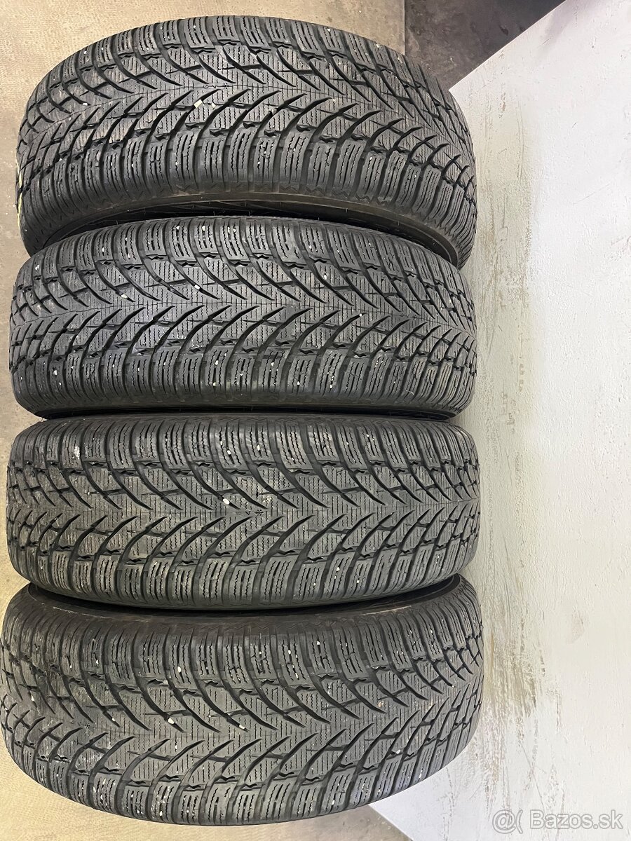 225/65R17 Nokian zimne - 2