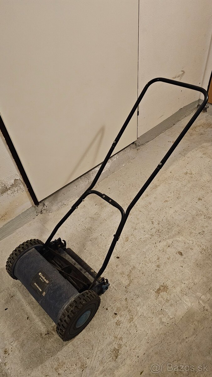 Ručná kosačka na trávu - 2