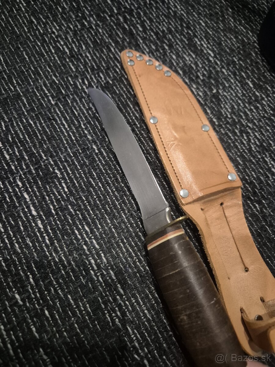 Lovecký nôž s pošvou - 2