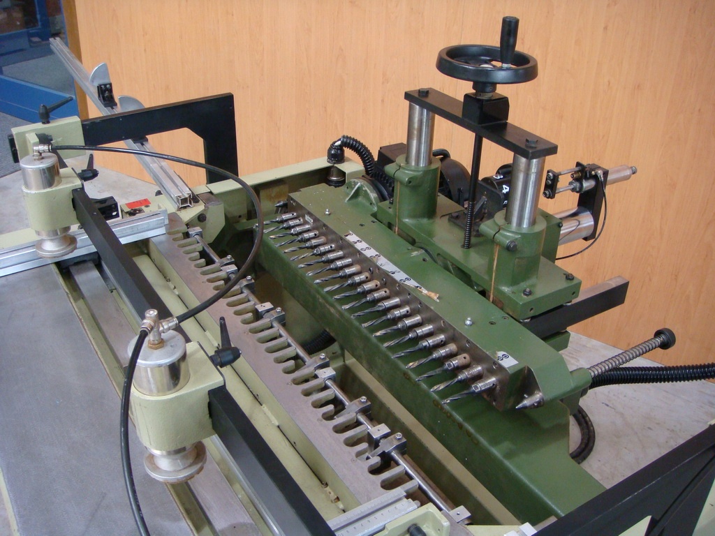 Kolíkovačka SCM TOP 21 - AKČNÍ SLEVA 10 % - 2