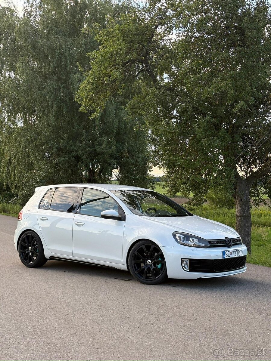 Volkswagen Golf GTi Limited Edition - 2