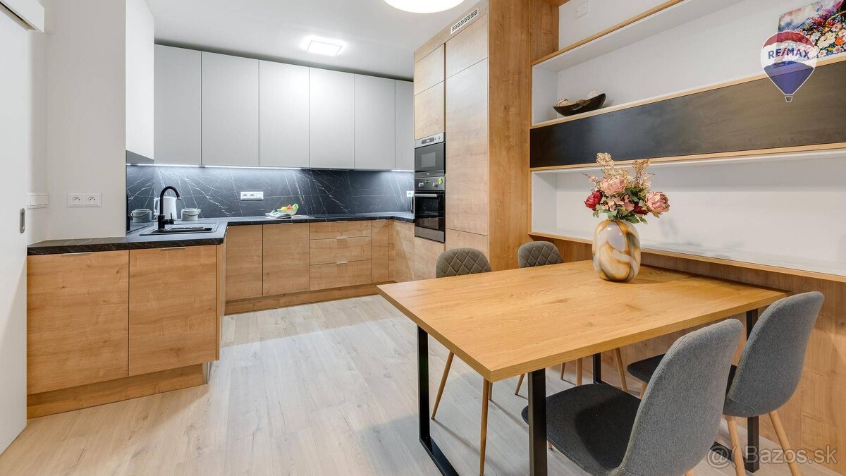 NA PREDAJ-3 izbový dizajnový, kompletne zrekonštruovaný byt - 2