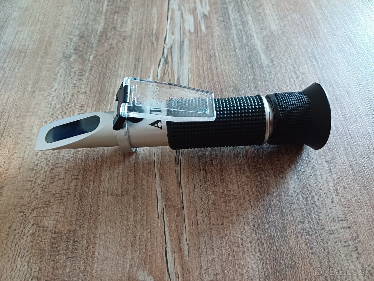 Predám cukromer ,refraktometer nový - 2
