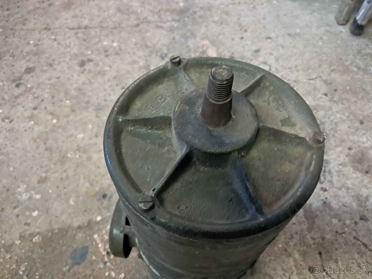 Predám dynamo na praga v3s - 2