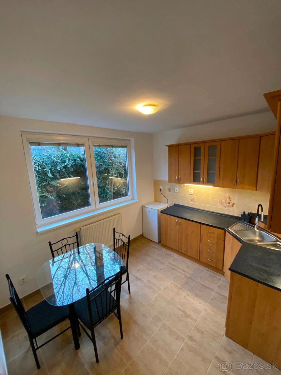 Realitný kancelária REALADR s.r.o. - 2