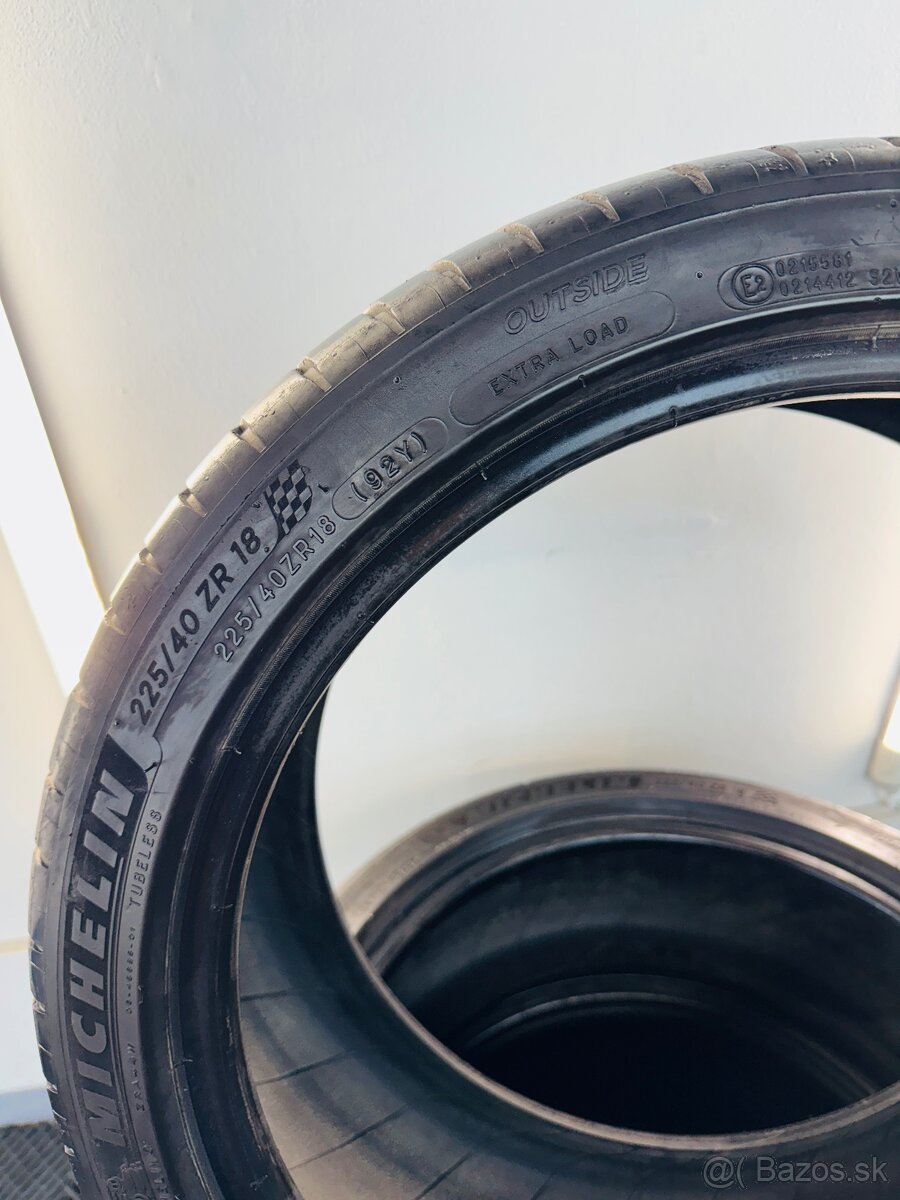 Michelin 225/40R18 - 2