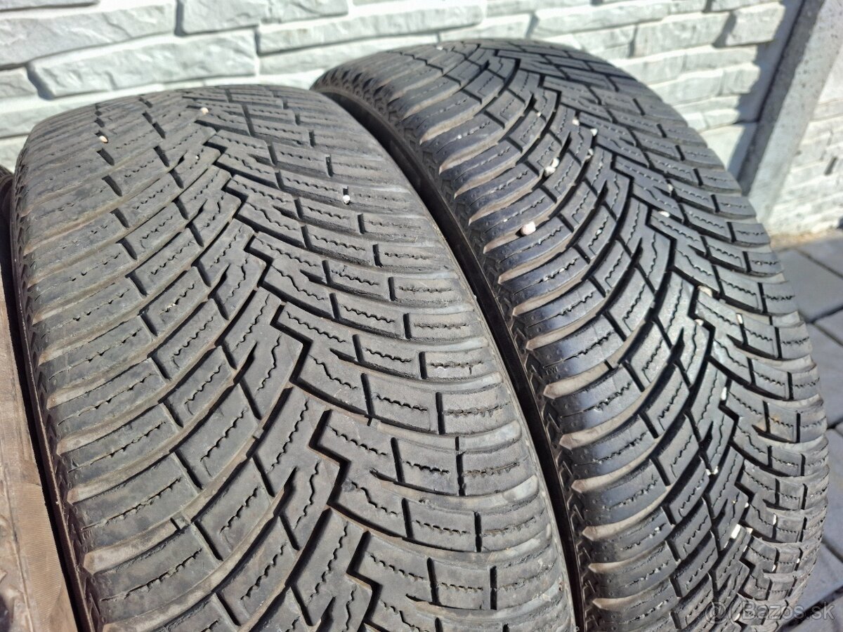215/50 R18 celoročné pneumatiky Pirelli - 2