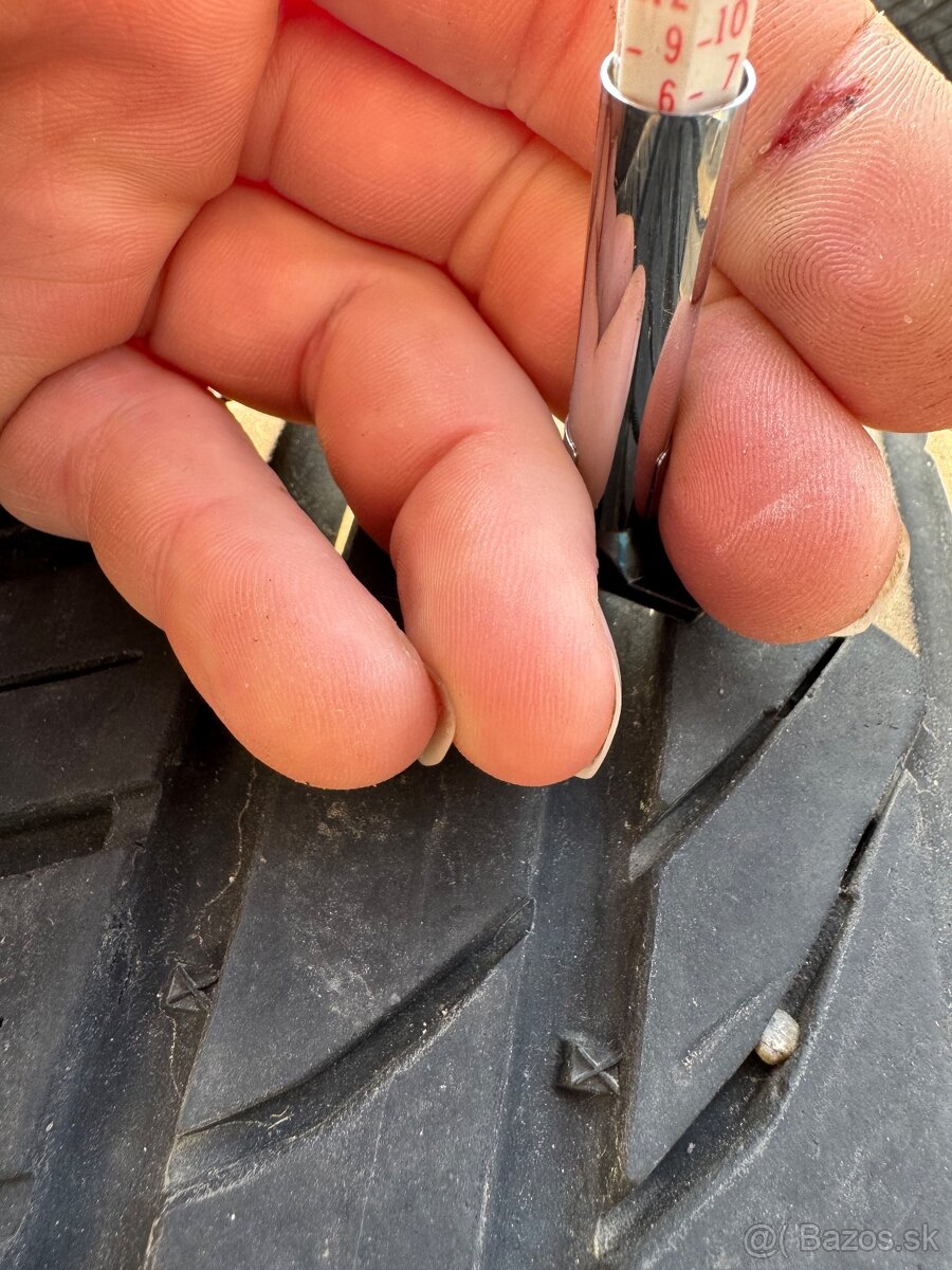 225/55 R17 letne pneu Matador - 2