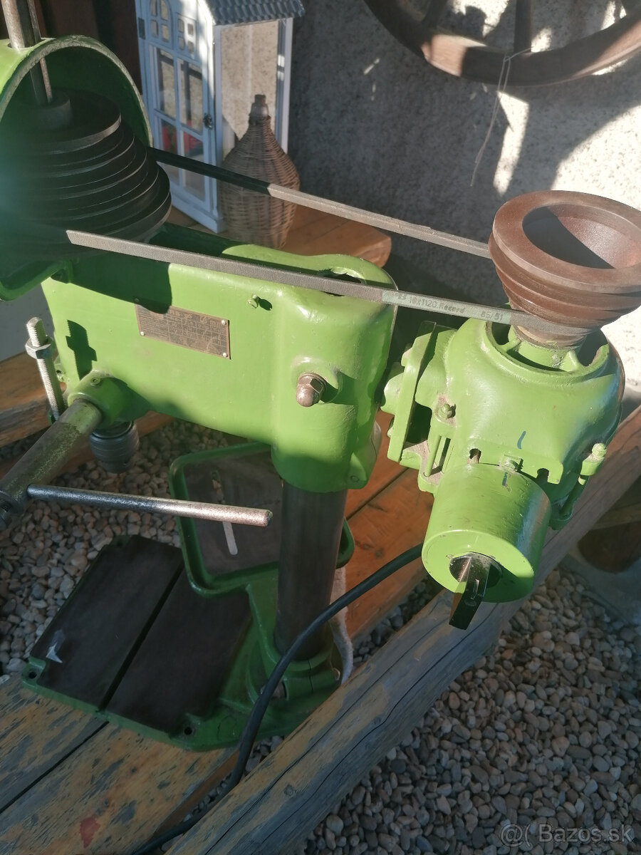 Stojanova stolova vrtacka - 2