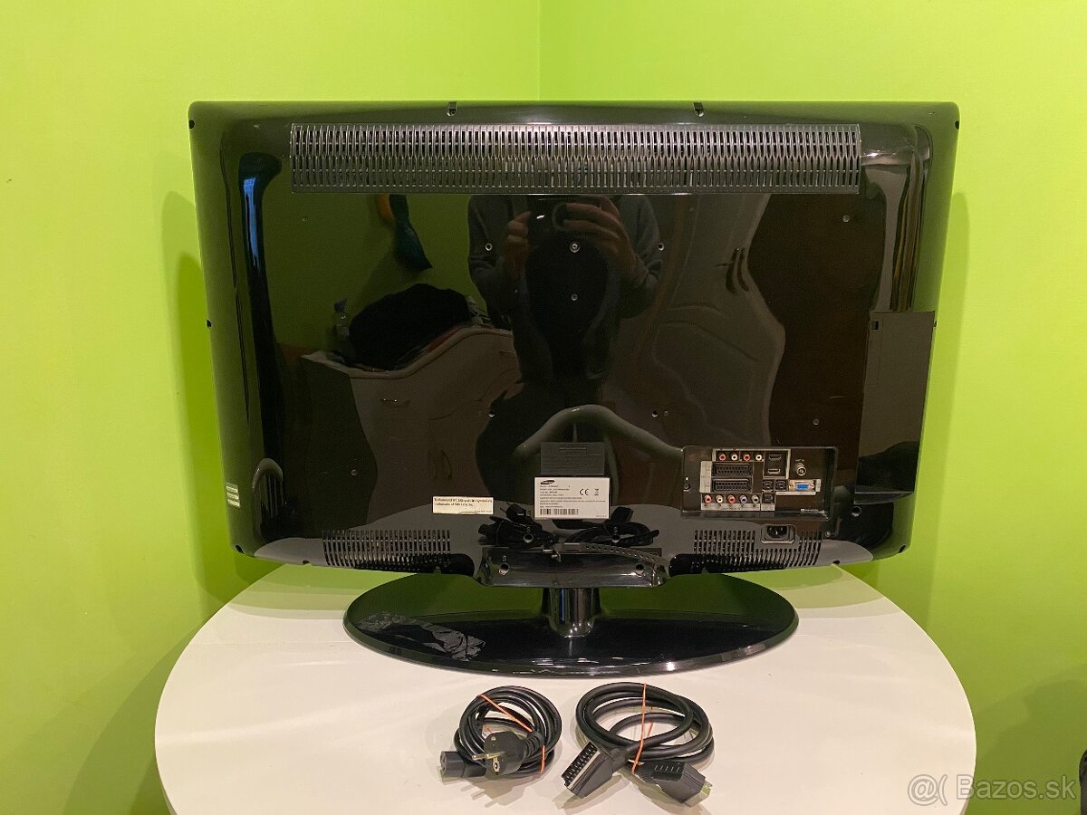 televízor Samsung LE37R86BD - 2