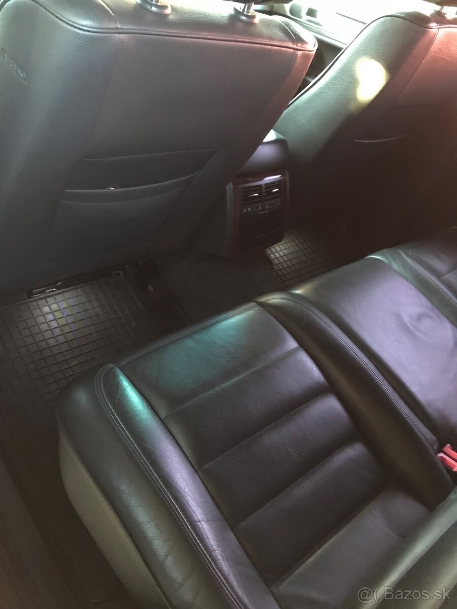 TOUAREG 3,0tdi - 2