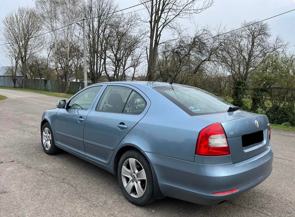 Škoda Octavia 2 1.6 tdi 77kw CAY - 2