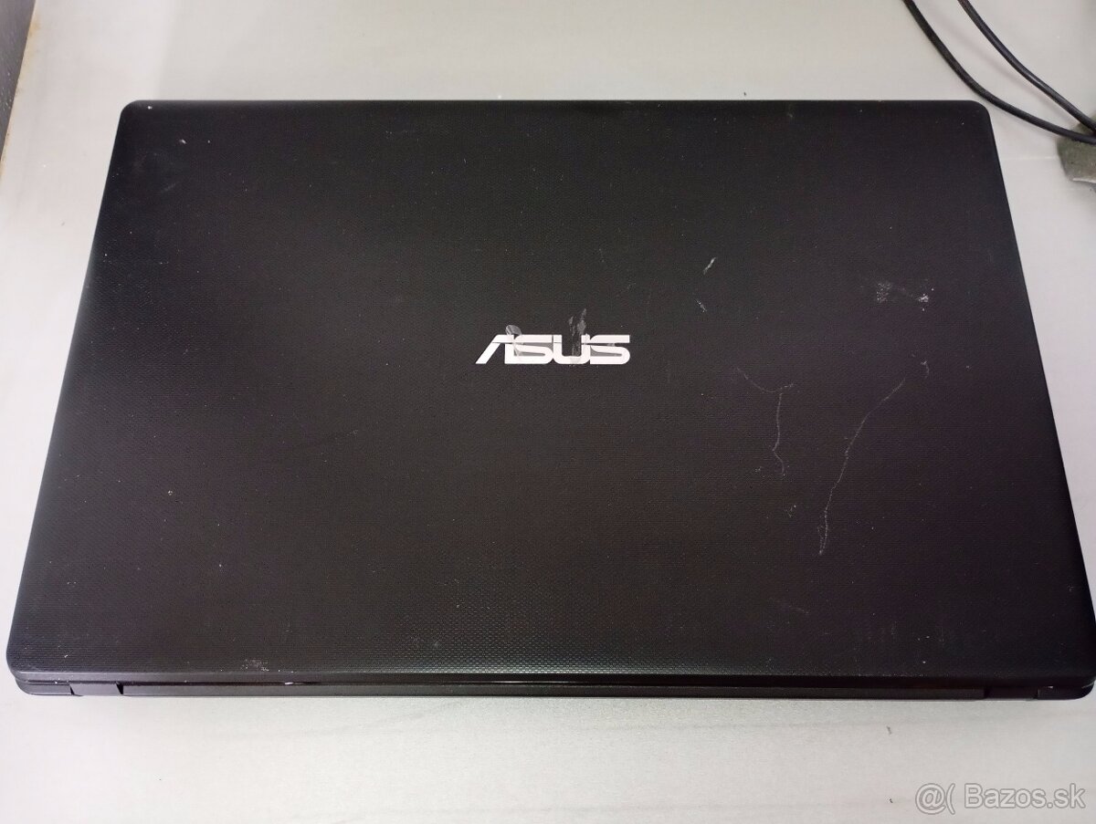 predám notebook ASUS X551M , WINDOWS 8 - 2