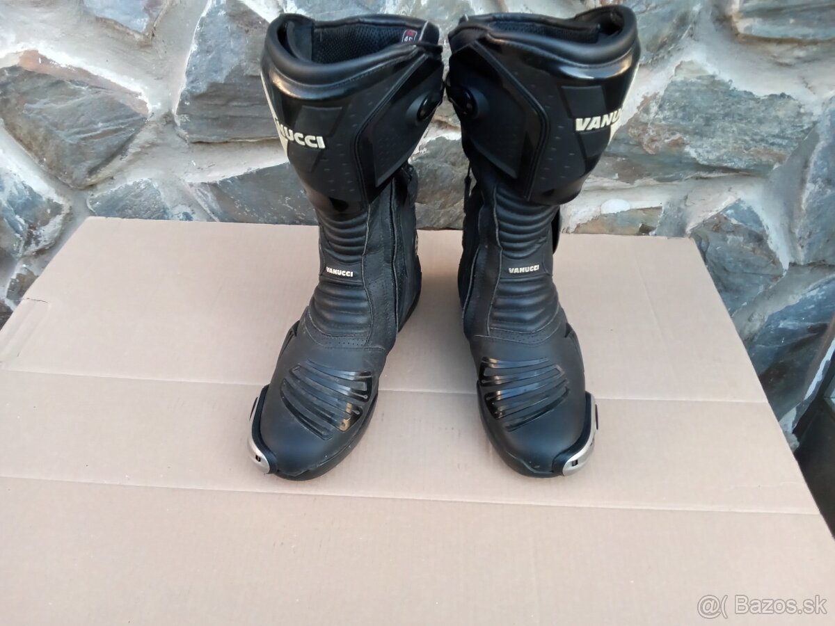 Vanucci moto čižmy č.45 - 2