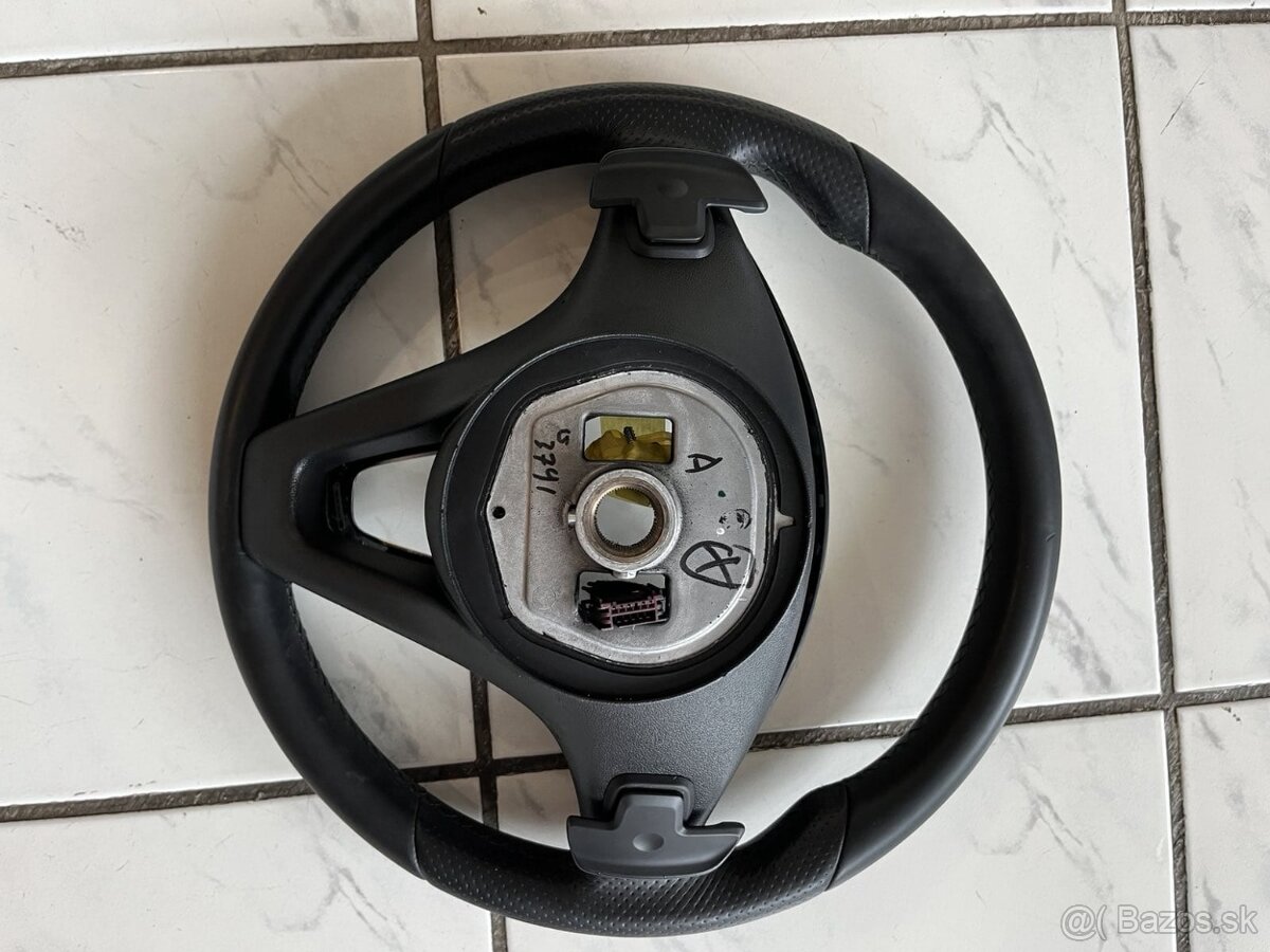 Volant Mercedes W447 - 2