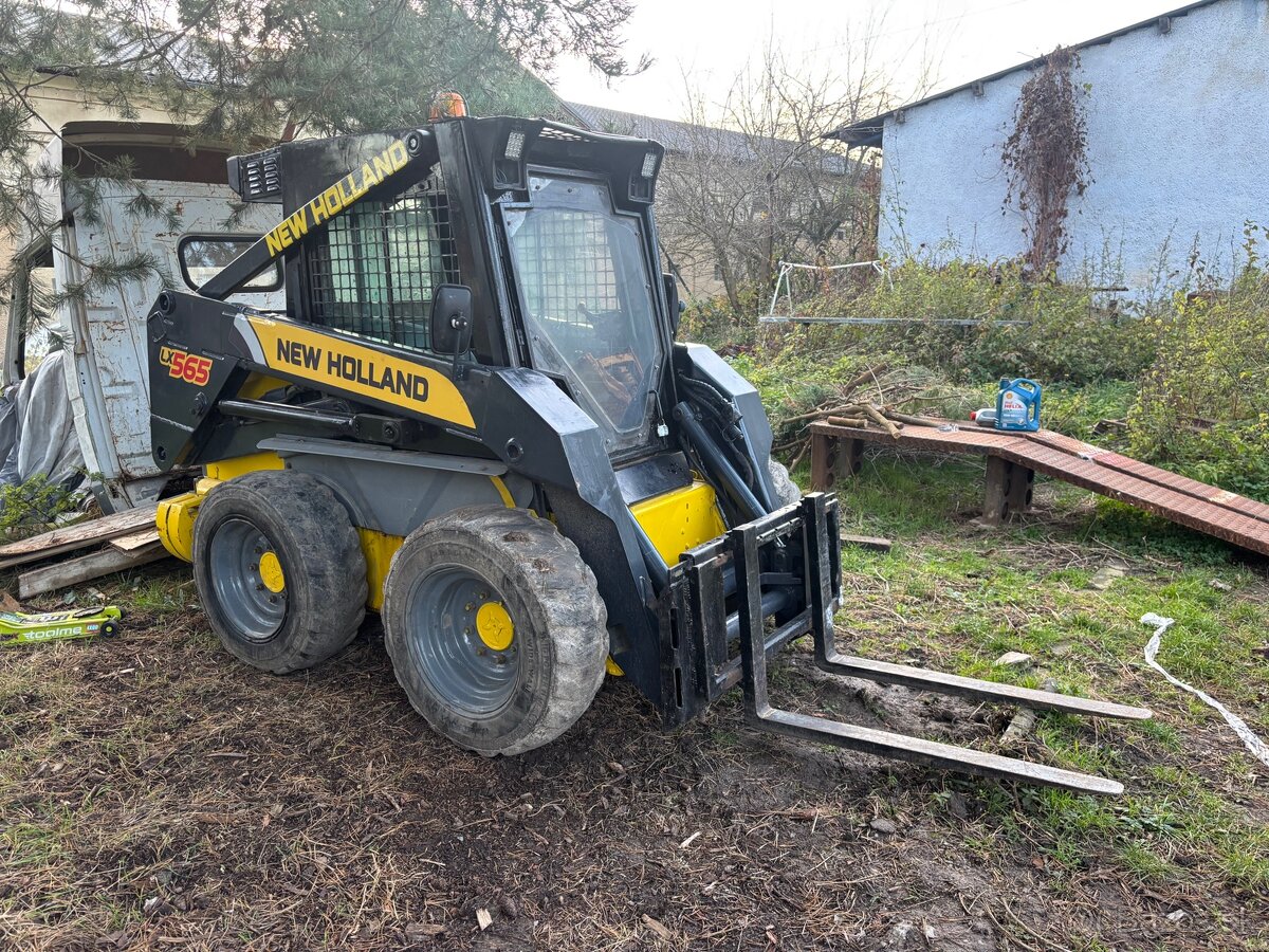 New Holland LX 565 - 2