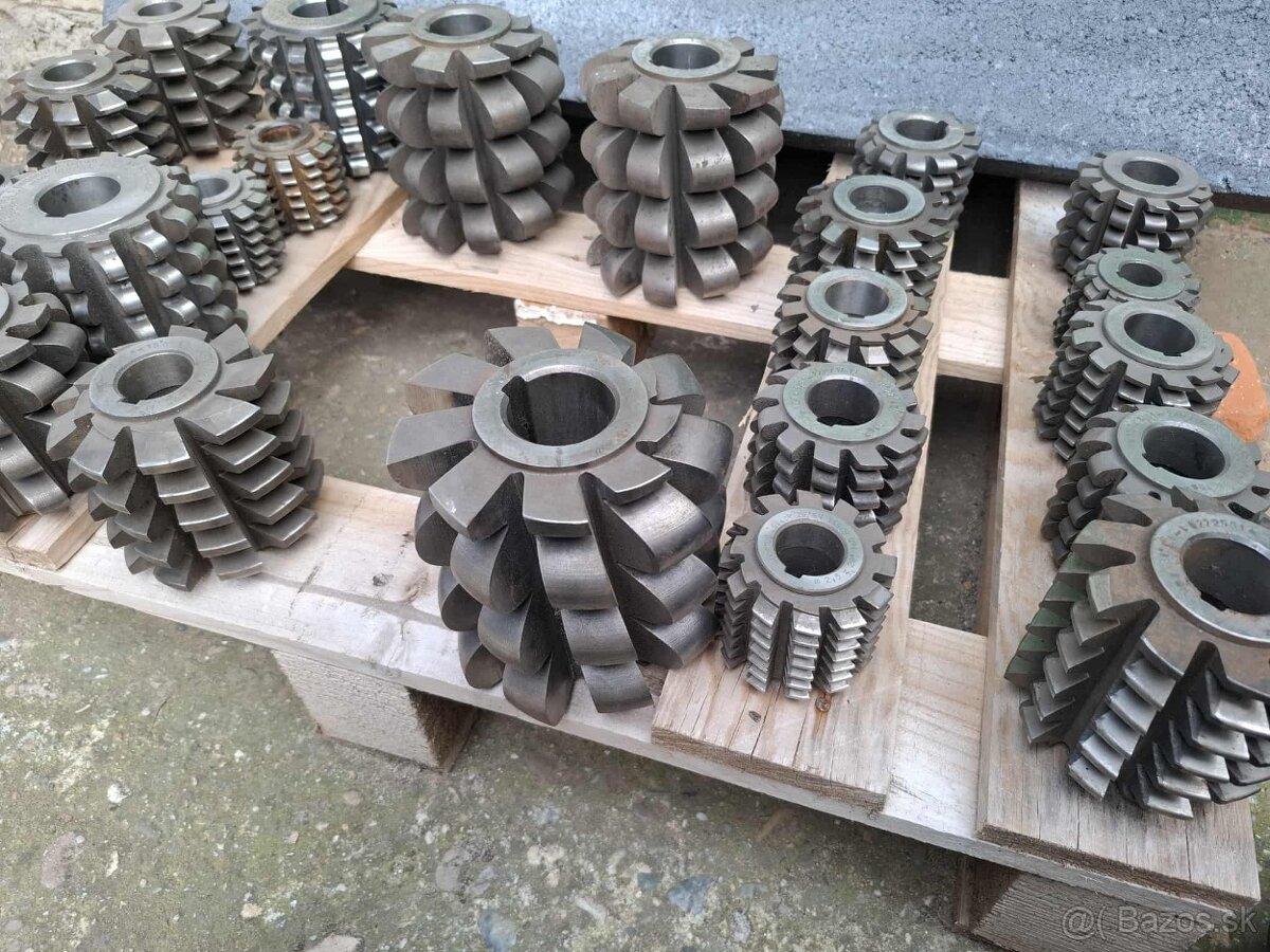 Predam odvaloviacie frezy - 2