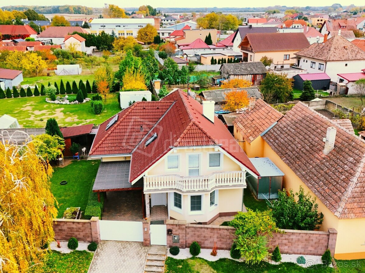 SUPER CENA Ponúkame Vám exkluzívny rodinný dom, posc… - 2