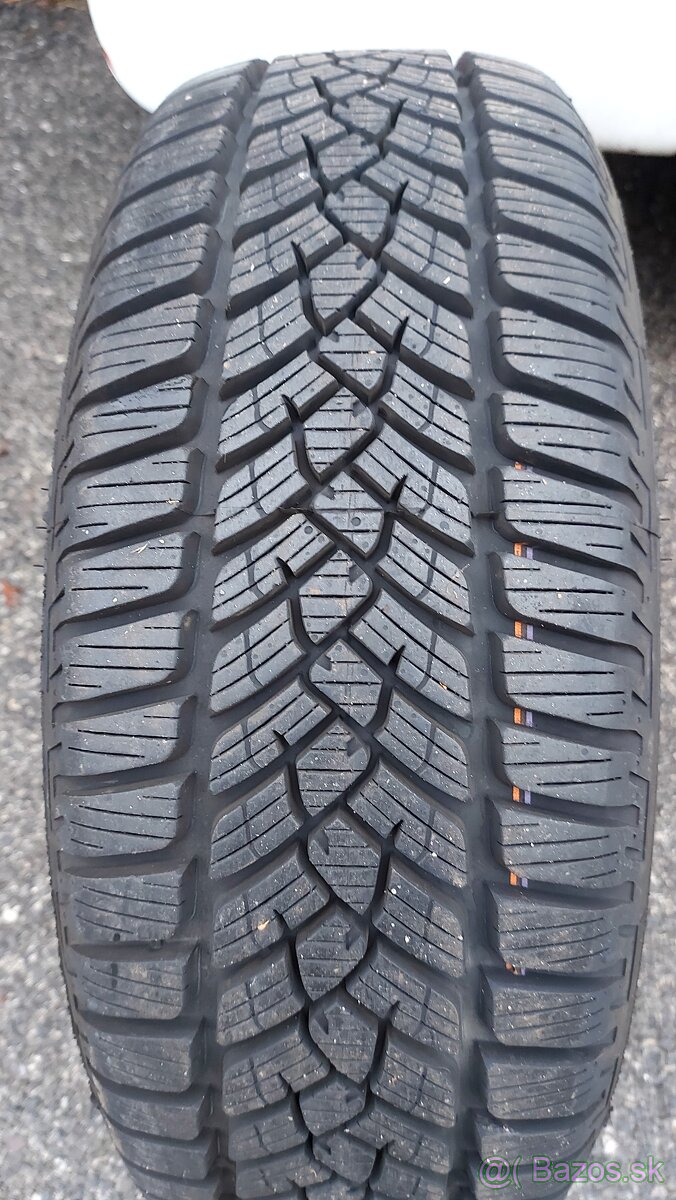 Zimné 205/50 R16 FULDA 8mm - 2