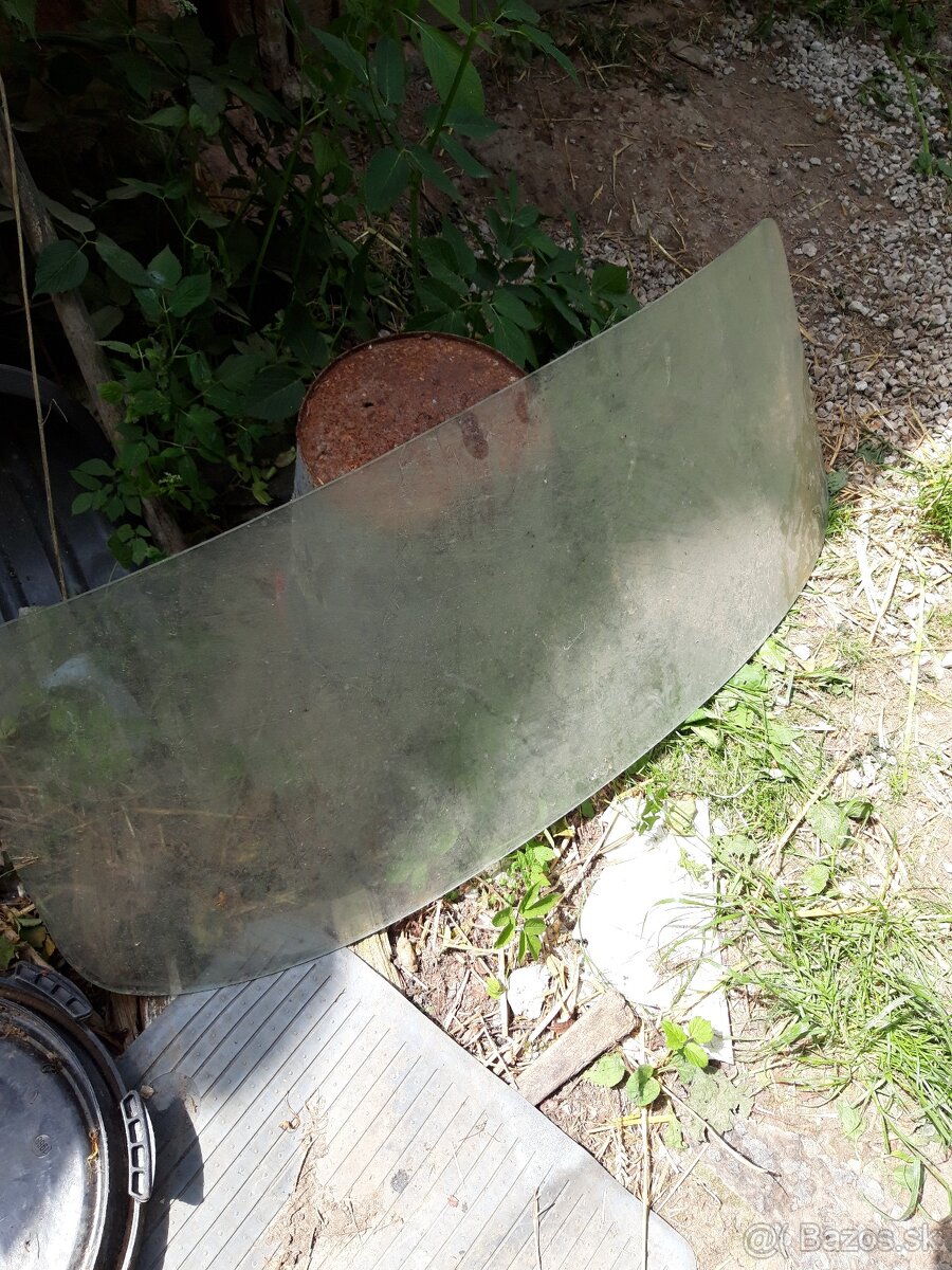 Predam blatnik asi Trabant - 2