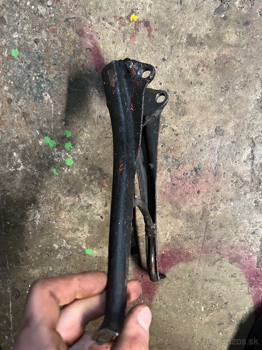 Stojan na pioniera 20 - 2