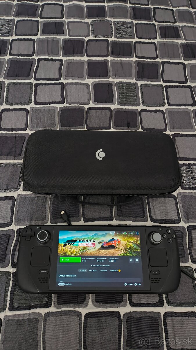 Predám steamdeck lcd 256gb - 2