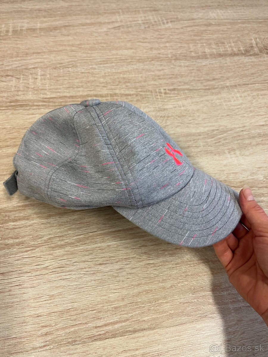 Predám dievčenskú šiltovku - 2